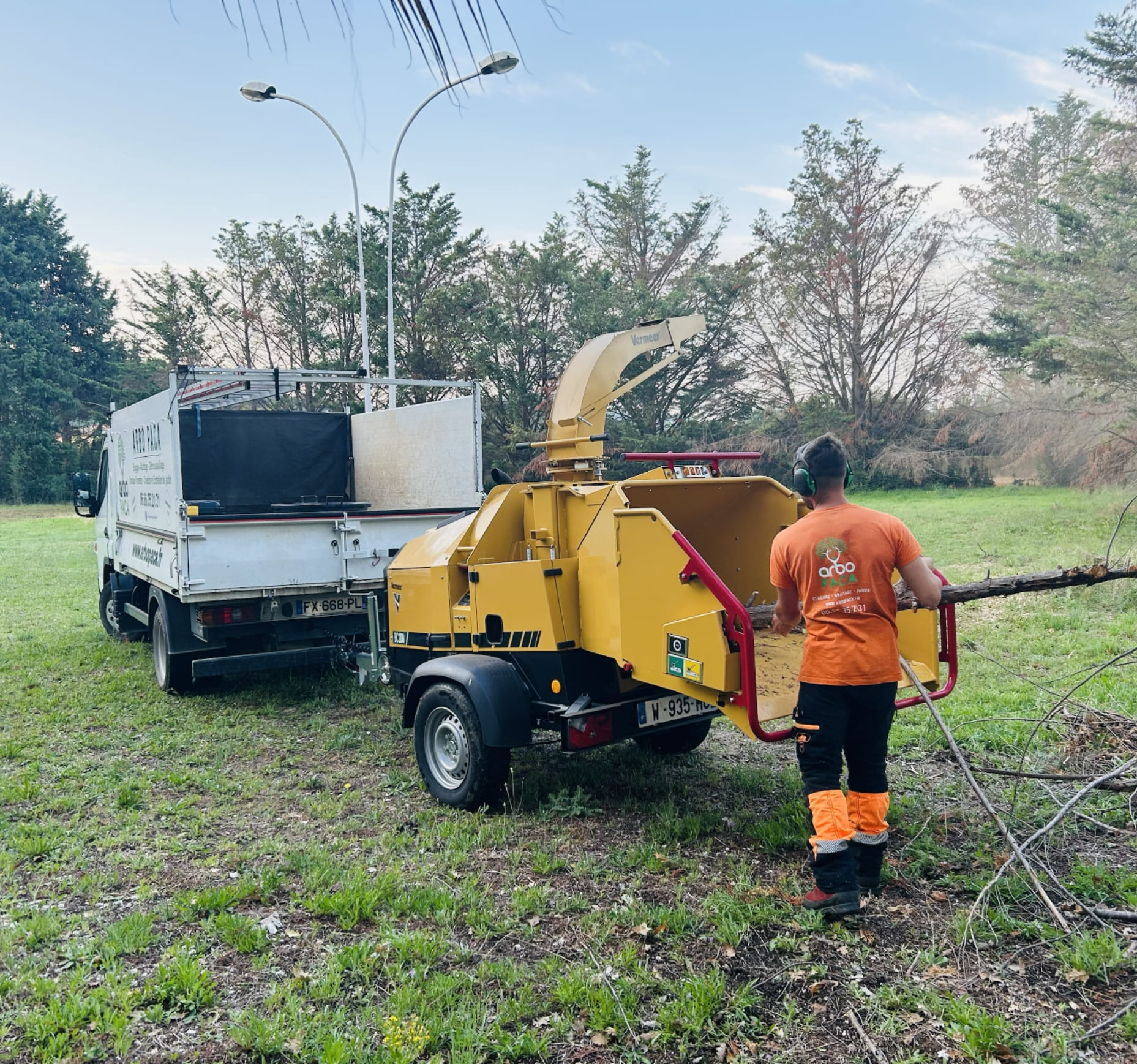 Réduction du volume directement sur place pour un chantier propre.